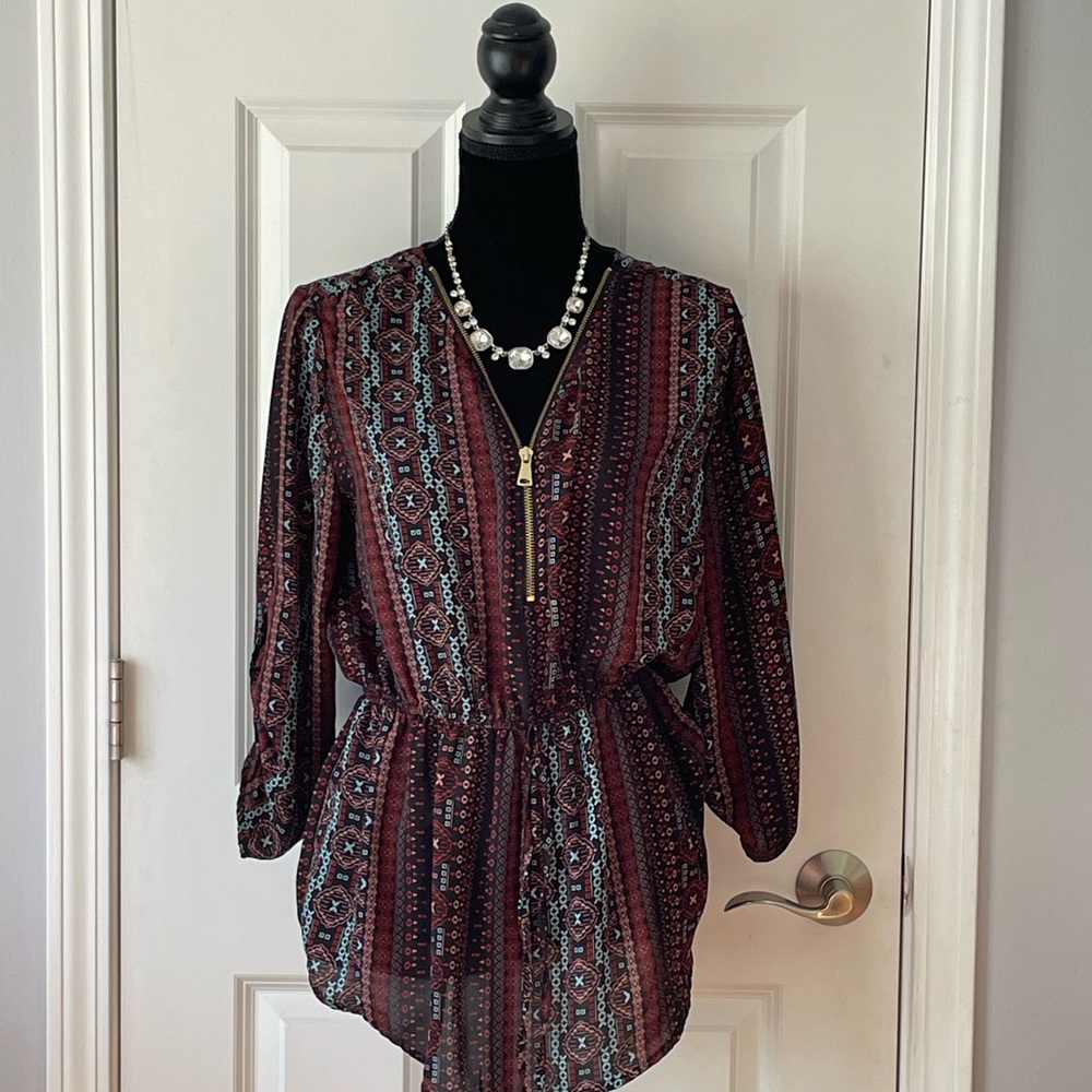Rue21 Red and Black Relaxed Blouse with Mandarin Collar